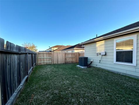 6538 Hawthorne Falls Lane Houston TX 77049