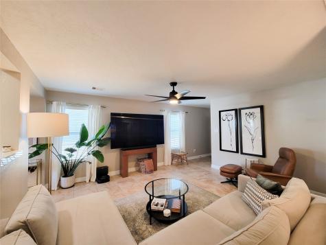 6538 Hawthorne Falls Lane Houston TX 77049