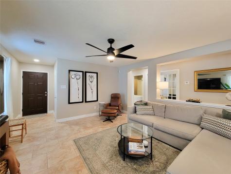 6538 Hawthorne Falls Lane Houston TX 77049