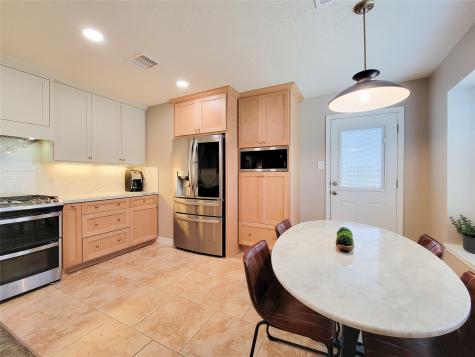 6538 Hawthorne Falls Lane Houston TX 77049