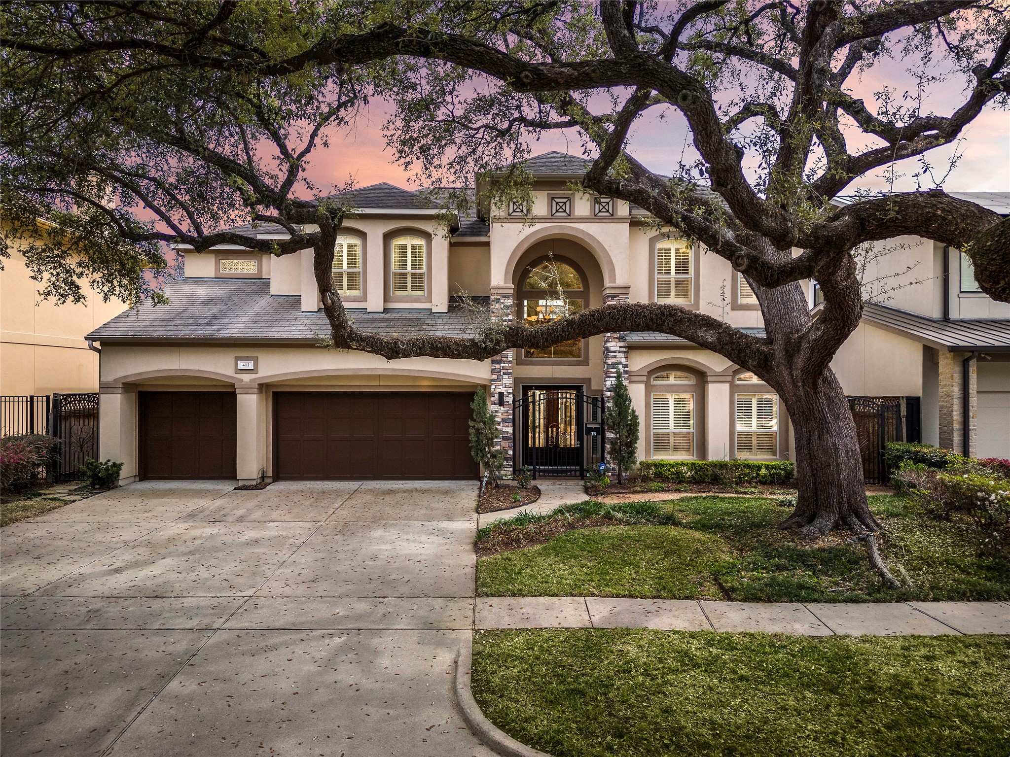 412 W Cowan Drive Houston TX 77007