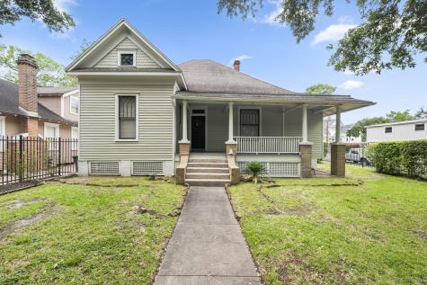 1651 Cortlandt Street Houston TX 77008
