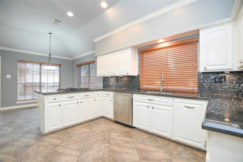 3723 Tree Manor Lane Kingwood TX 77345