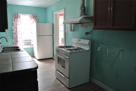 2311 Avenue D Bay City TX 77414