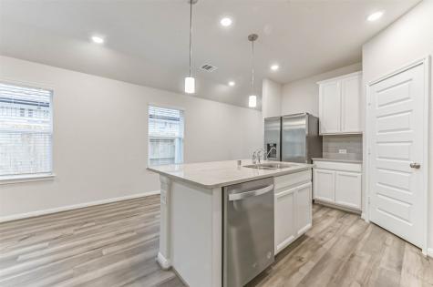 17590 Rosette Grass Drive Conroe TX 77385