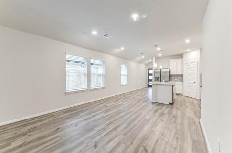 17590 Rosette Grass Drive Conroe TX 77385