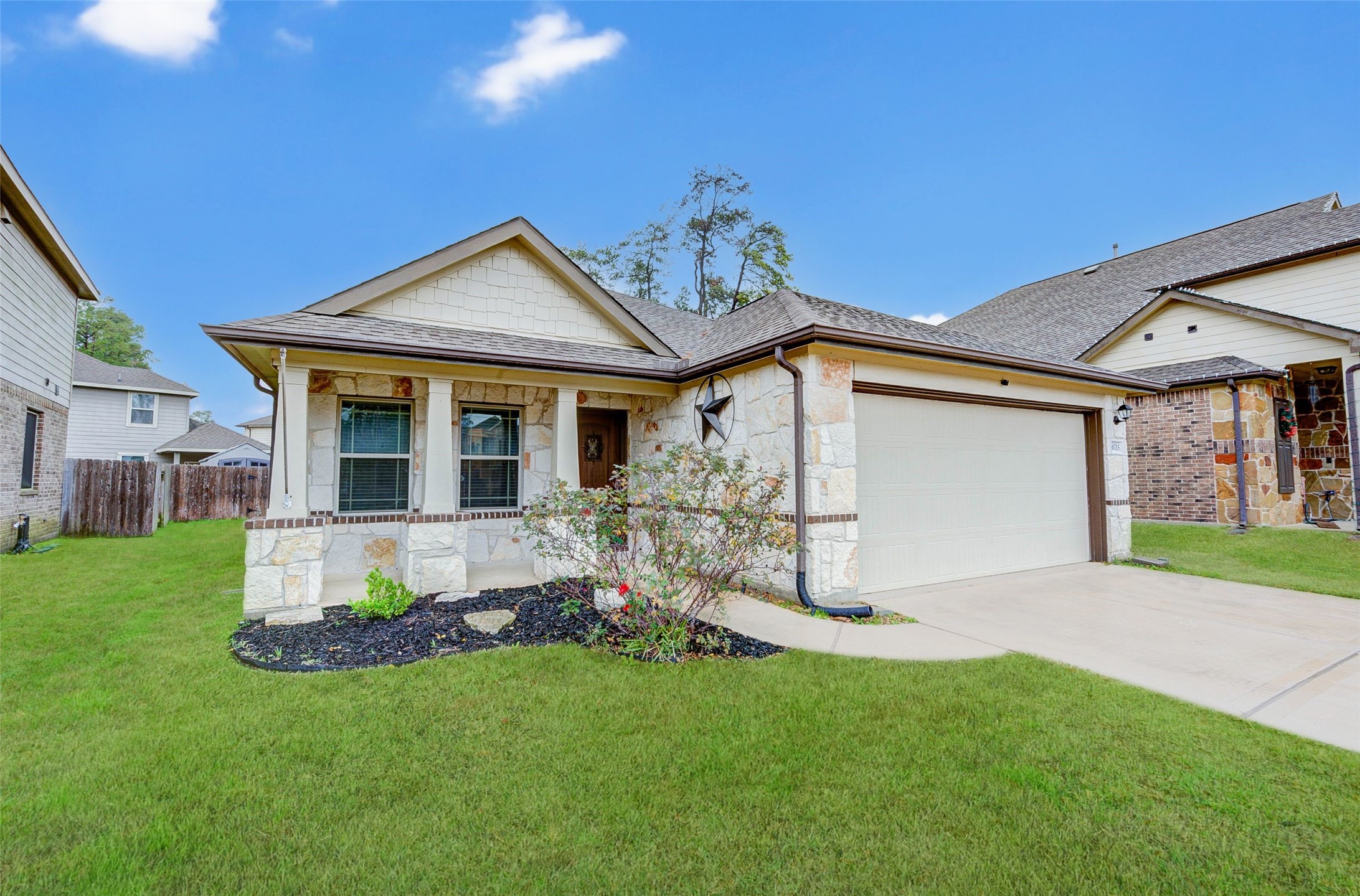16715 Peralta Bay Circle Crosby TX 77532
