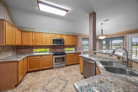2723 Shelby Drive Pearland TX 77584
