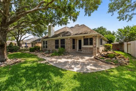 2723 Shelby Drive Pearland TX 77584