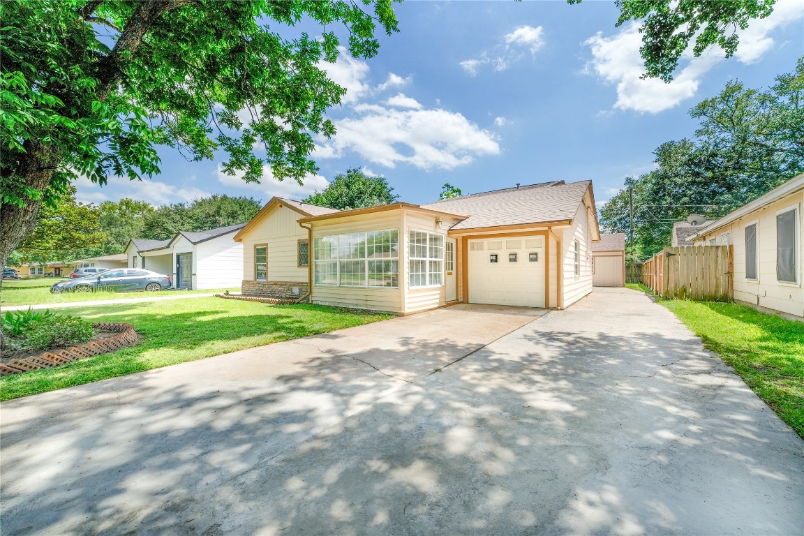 1309 Jefferson Street Baytown TX 77520