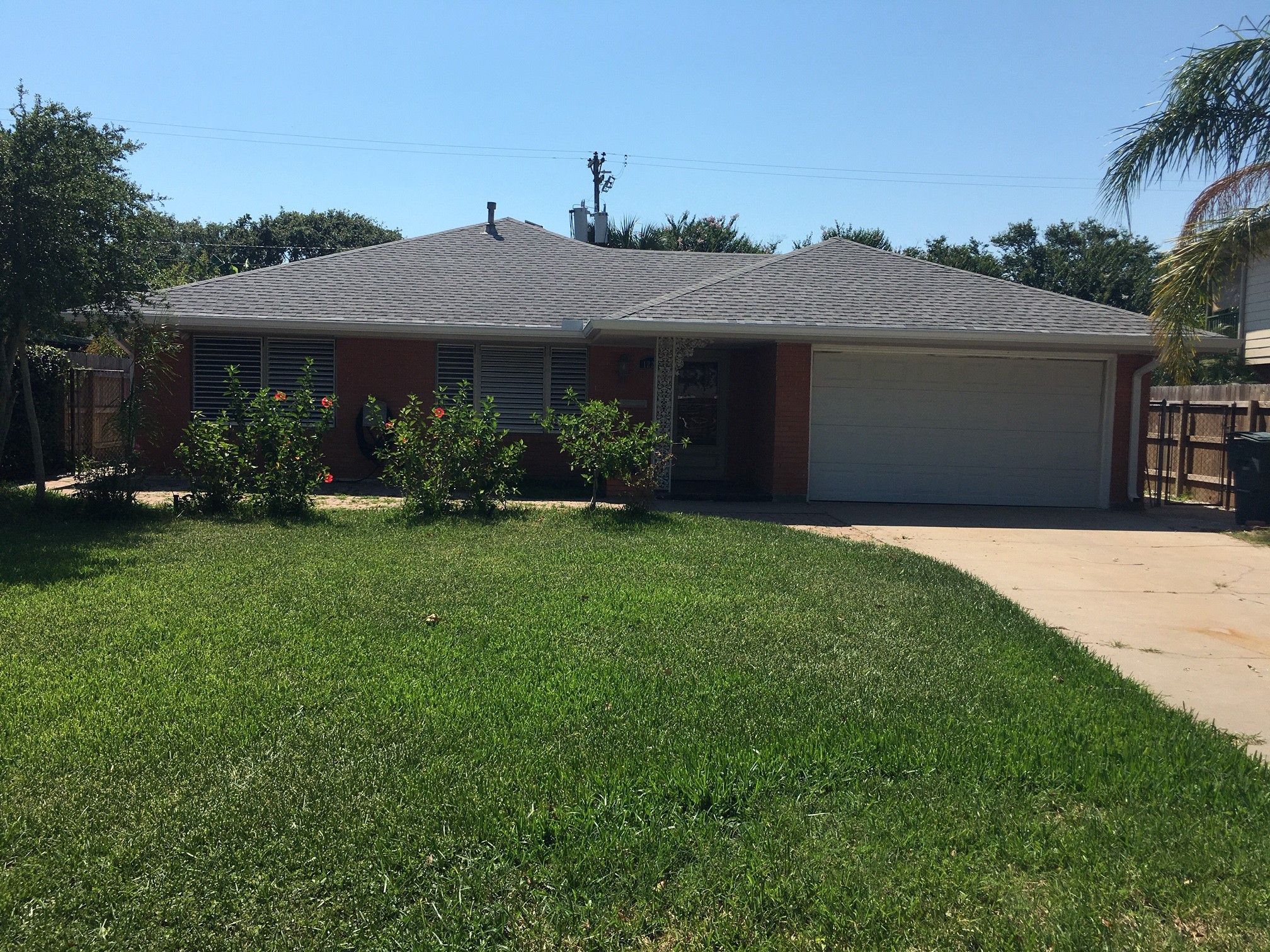 1221 Marine Drive Galveston TX 77550