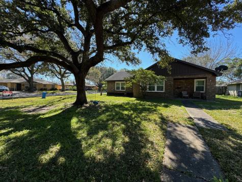5001 Post Oak Lane Texas City TX 77591