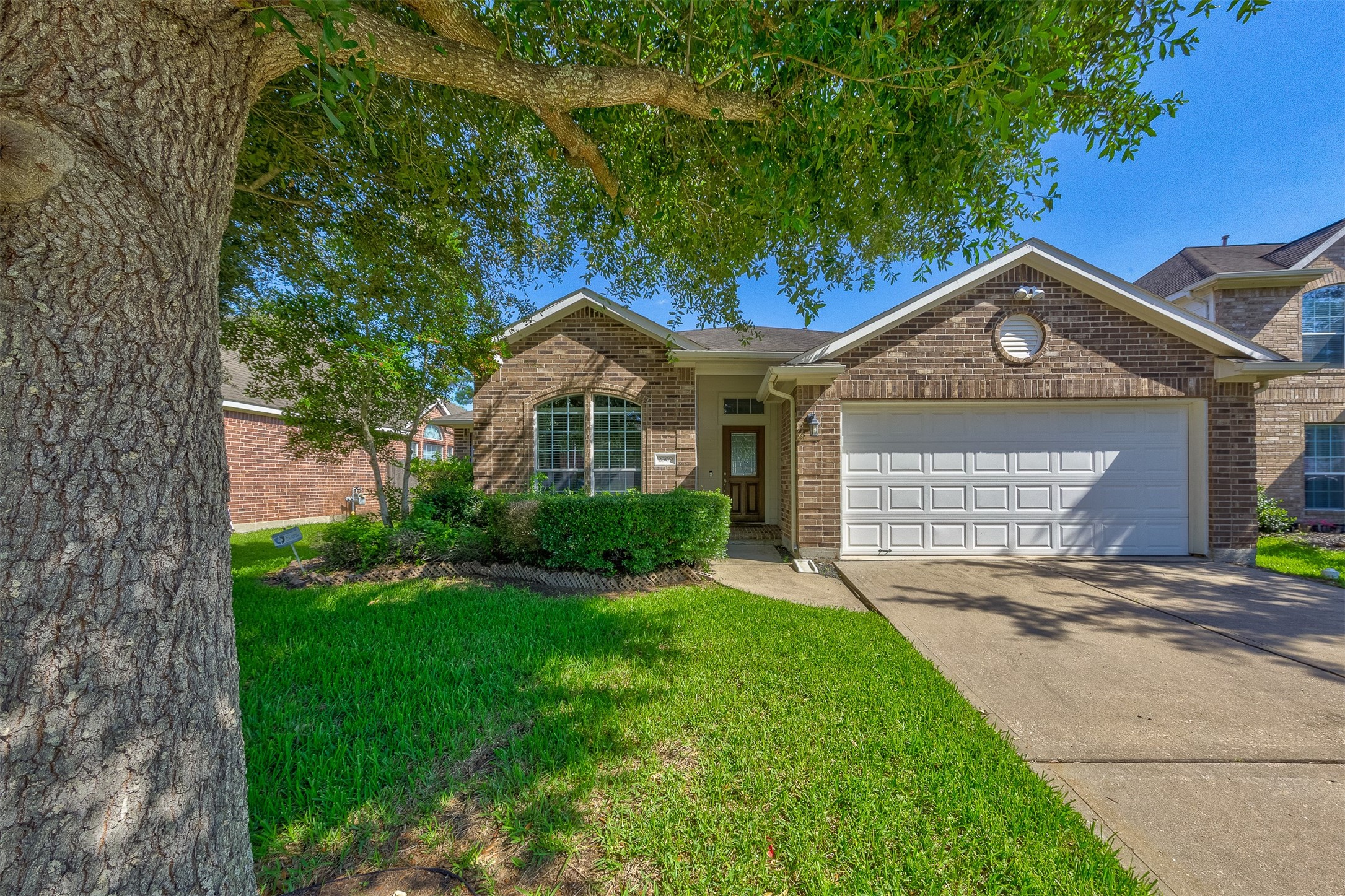 2309 Megellan Point Lane Pearland TX 77584