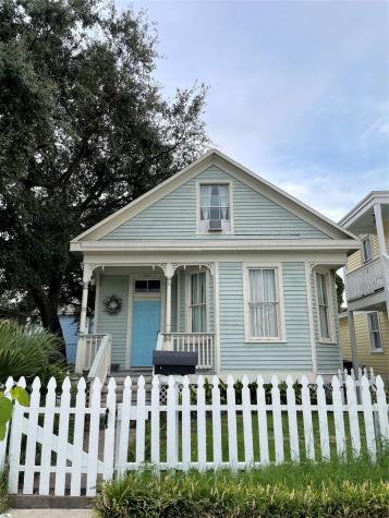 2115 Avenue O 1/2 Galveston TX 77550