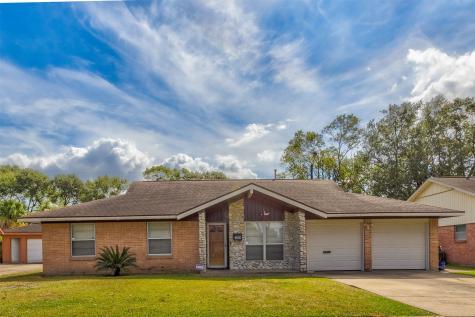 2208 S Rayburn Court Pasadena TX 77502