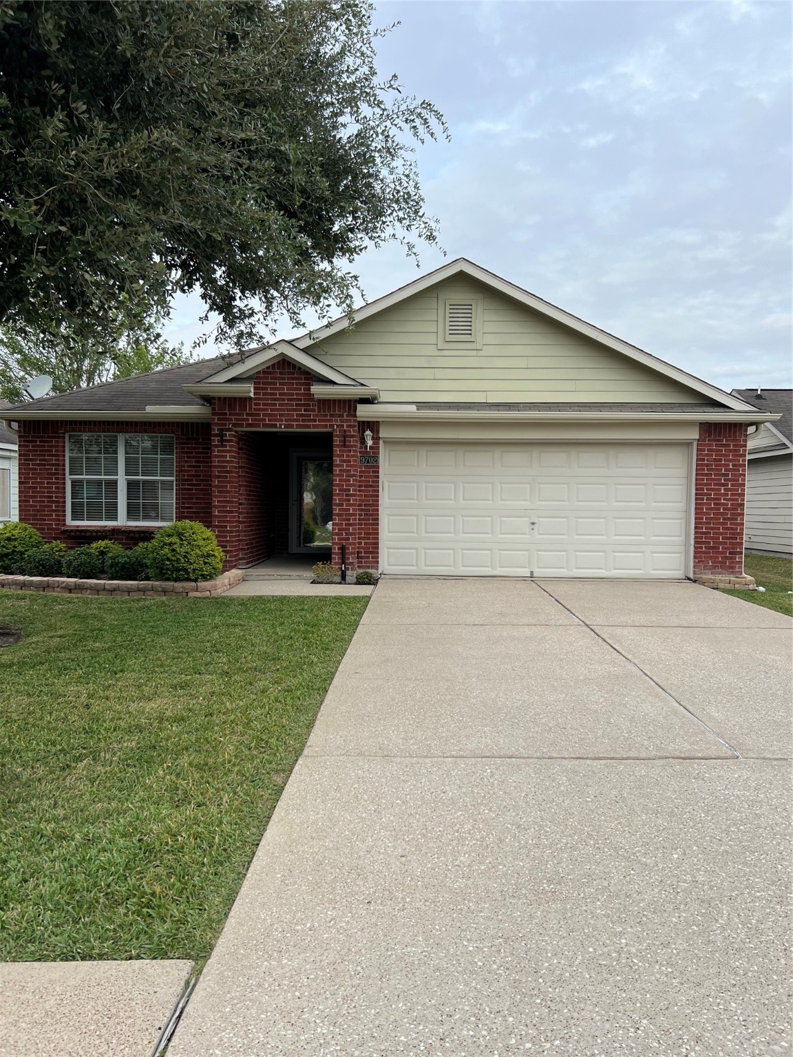 9702 Amberjack Drive Texas City TX 77591