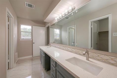 10811 Villa Lea Lane Houston TX 77071