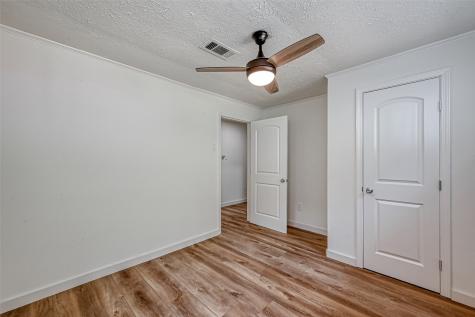 1573 E Pine Lake Circle Montgomery TX 77316