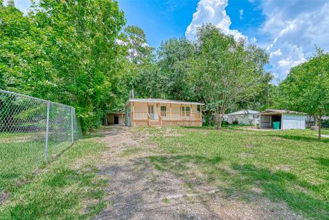 1573 E Pine Lake Circle Montgomery TX 77316