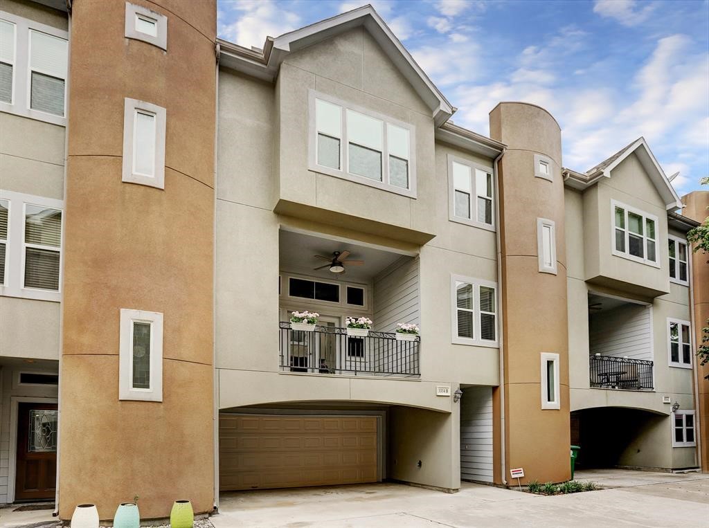 5334 Kiam Street B Houston TX 77007
