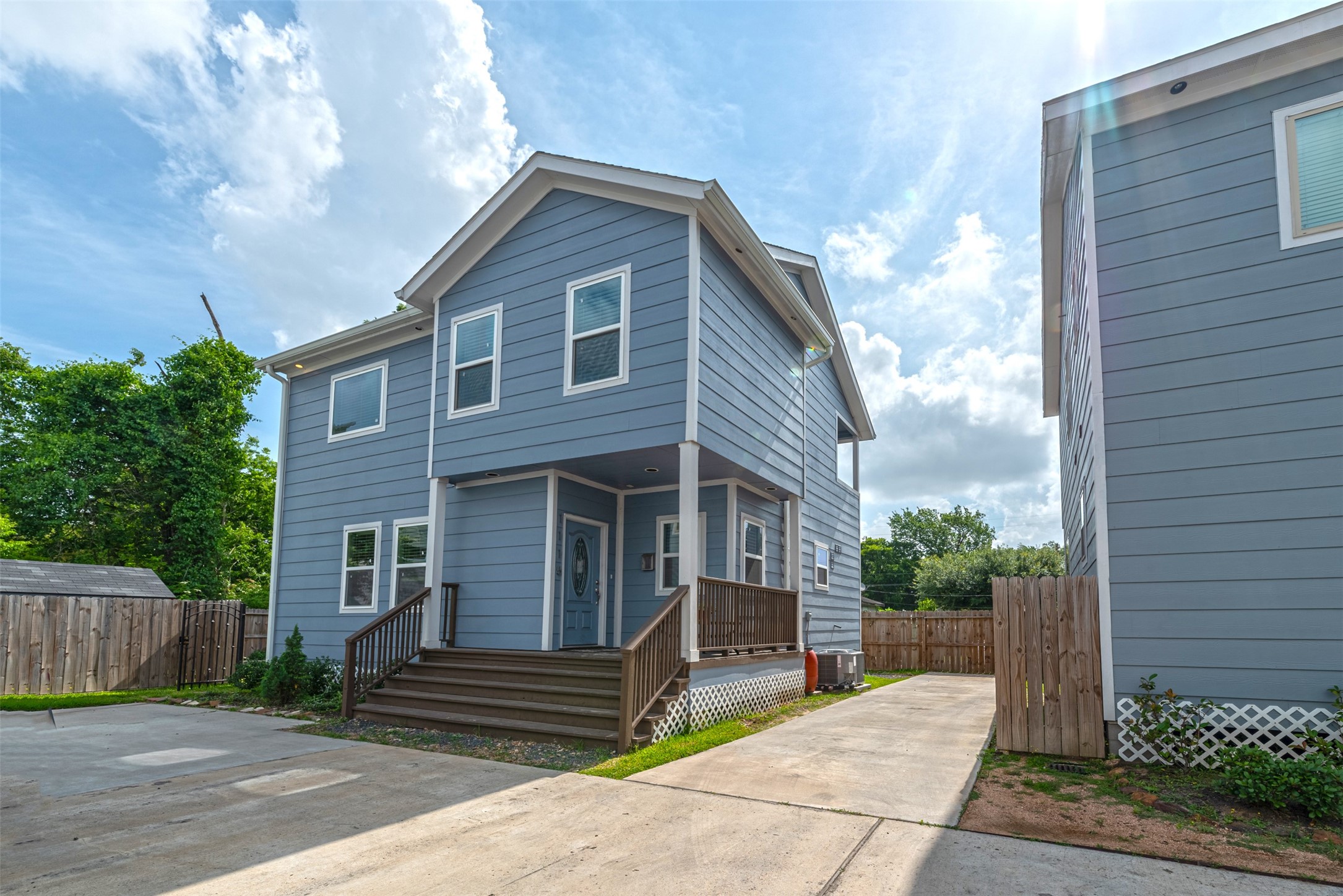 1115 Bunton Street Houston TX 77009