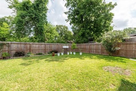 1115 Bunton Street Houston TX 77009