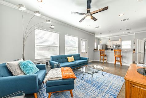 1115 Bunton Street Houston TX 77009