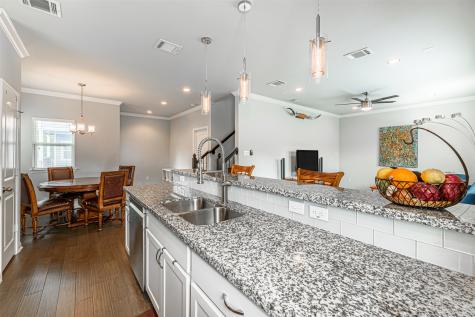 1115 Bunton Street Houston TX 77009