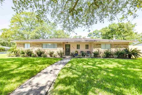 2125 Shady Lane Beaumont TX 77706
