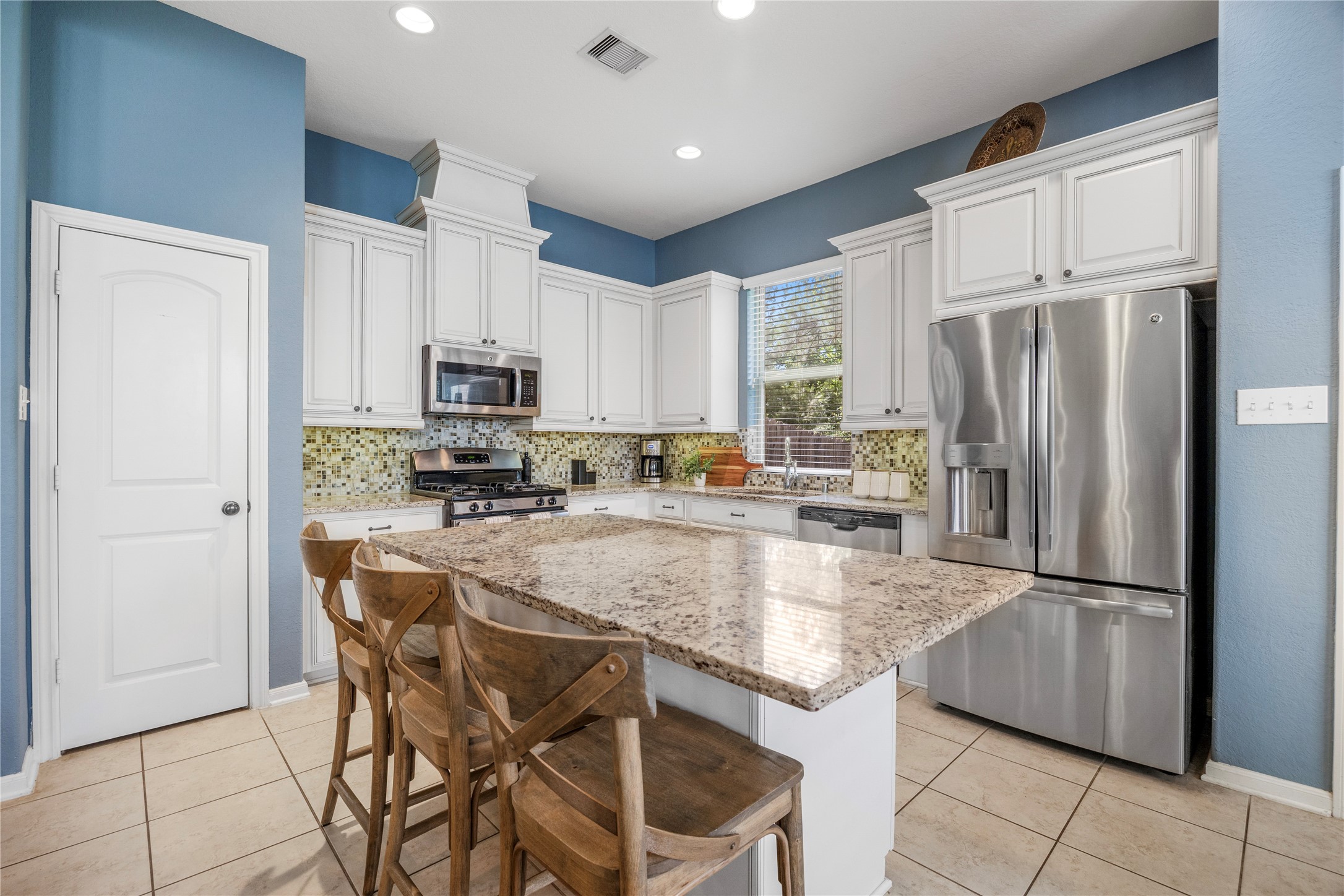 122 Cheswood Forest Drive Montgomery TX 77316