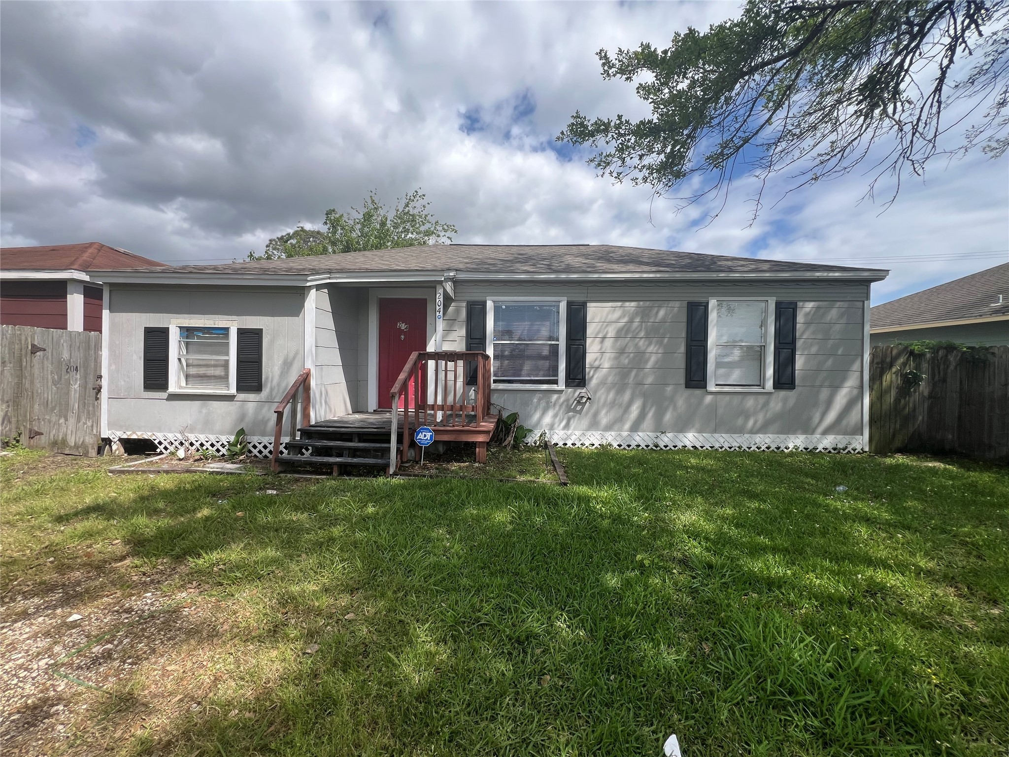 204 18th Avenue N Texas City TX 77590