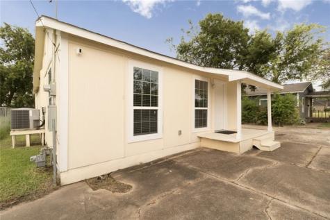 8209 Parnell Street Houston TX 77051