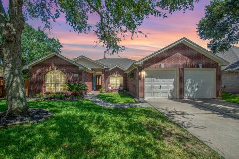 106 Island Breeze Circle League City TX 77573