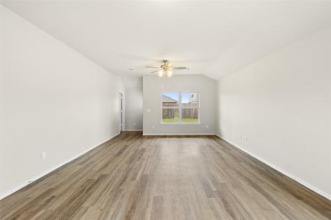195 Bellewood Manor Drive Magnolia TX 77354