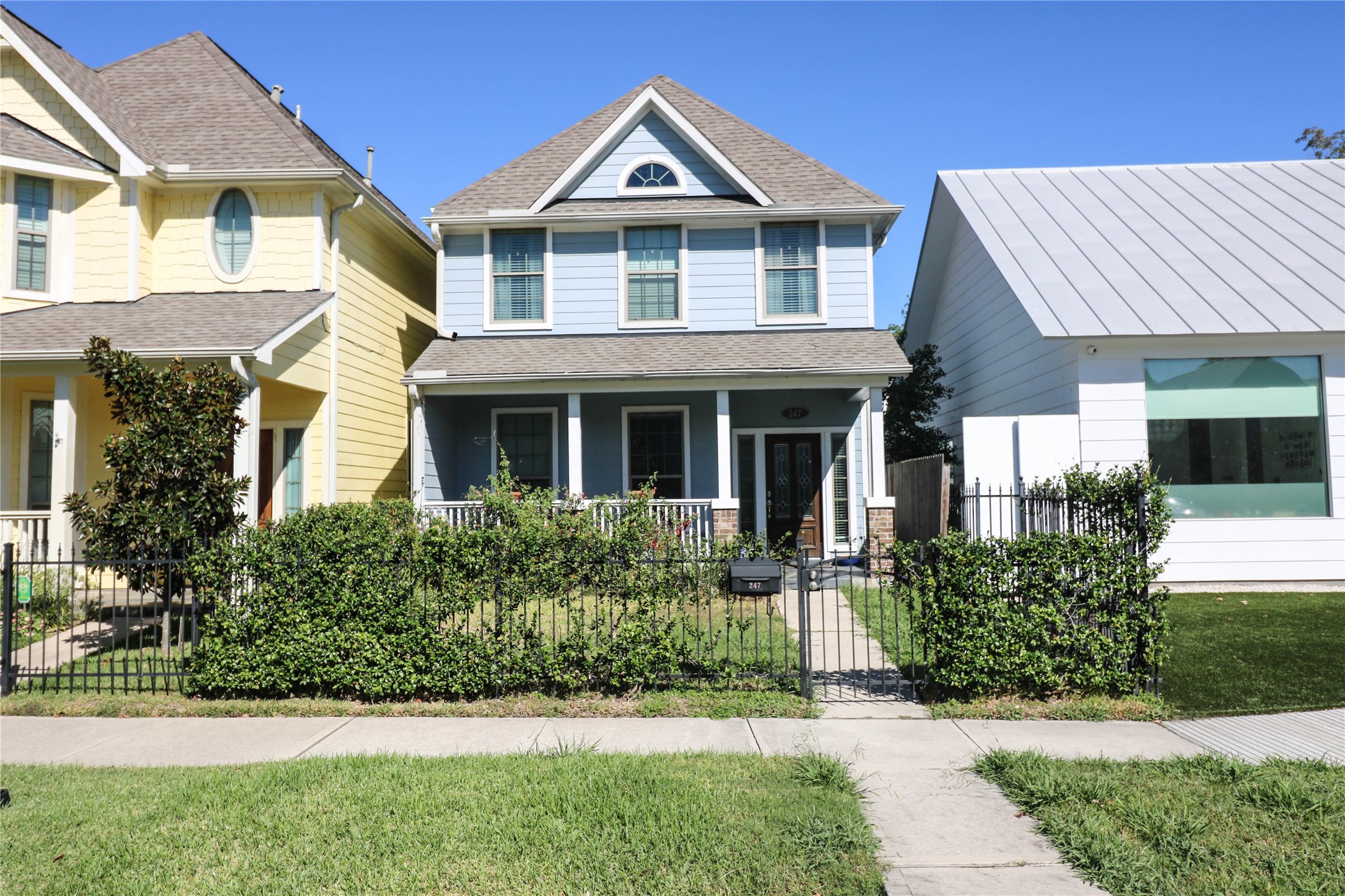 247 W 25th Street Houston TX 77008