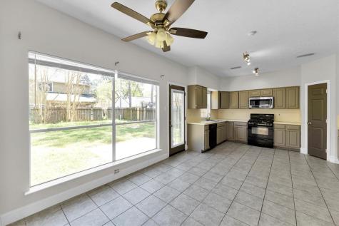 15614 Lago Villa Drive Tomball TX 77377