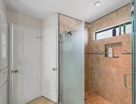 11738 Wickchester Lane Houston TX 77043
