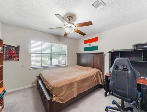 11738 Wickchester Lane Houston TX 77043
