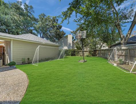 11738 Wickchester Lane Houston TX 77043