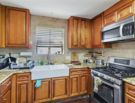 11738 Wickchester Lane Houston TX 77043