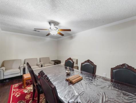 11738 Wickchester Lane Houston TX 77043