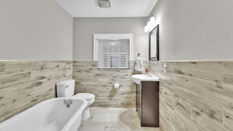 1005 Fairbanks Street Houston TX 77009