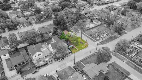 1005 Fairbanks Street Houston TX 77009