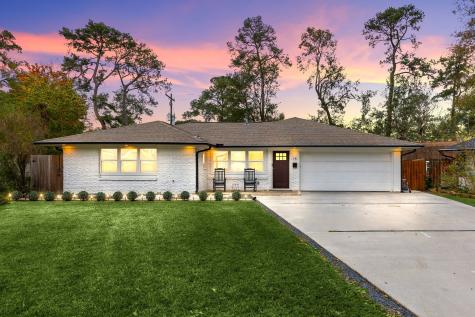 15 Oakwilde Court Houston TX 77043