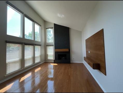 4 Kensington Court Conroe TX 77304