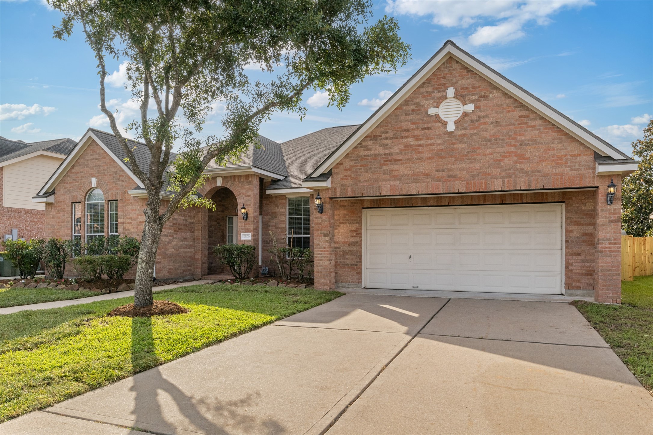 2126 Fortuna Bella Drive Pearland TX 77581