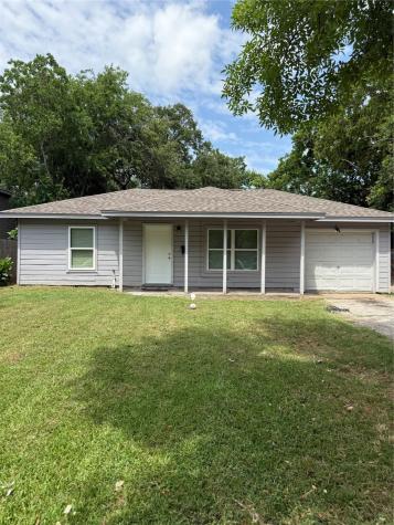 1116 Johnson Street Pasadena TX 77506