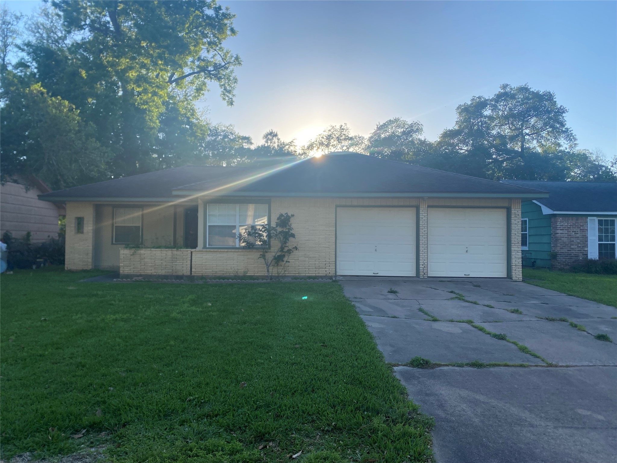 105 Chestnut Street Lake Jackson TX 77566