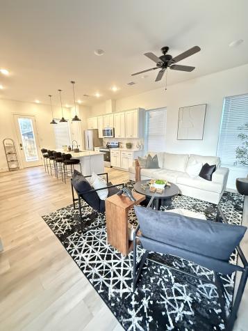 5527 Denmark Street B Houston TX 77028