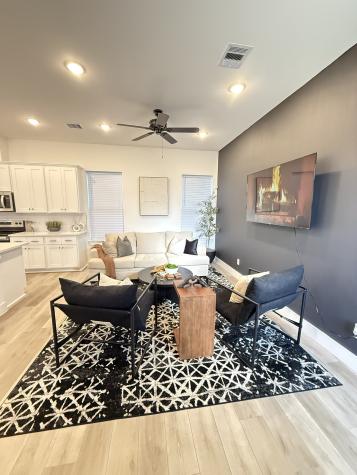 5527 Denmark Street B Houston TX 77028